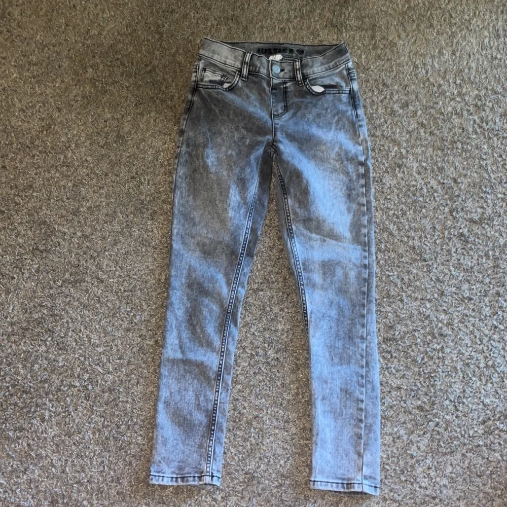 Justice gray washed